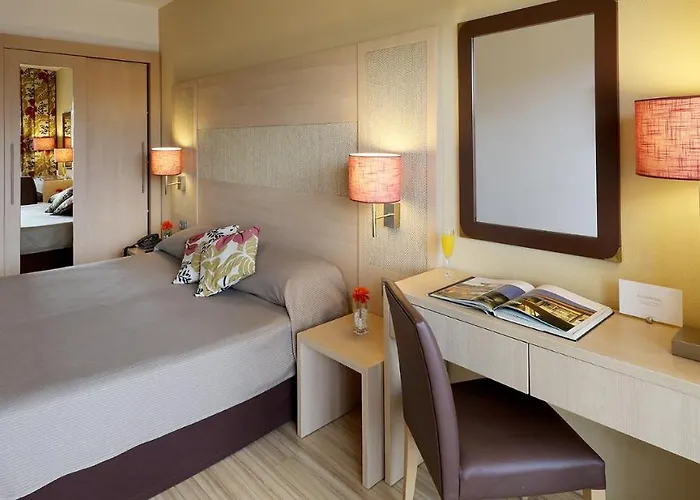 Augusta Club & - Adults Only 4*