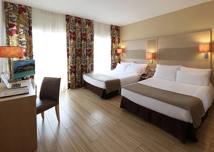 Augusta Club & - Adults Only