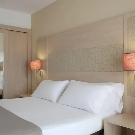 Augusta Club & - Adults Only 4*