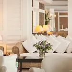 ホテル Augusta Club & - Adults Only 4*