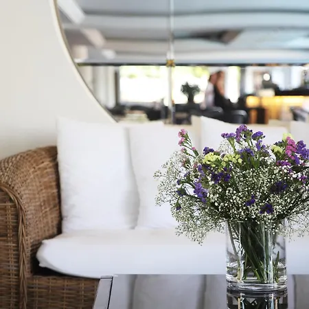 Augusta Club & - Adults Only Hotel