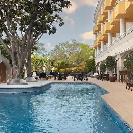 Augusta Club & - Adults Only Hotel