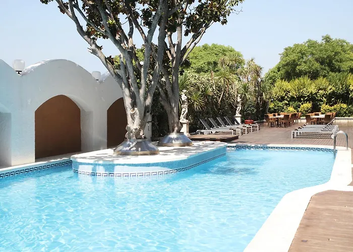 Augusta Club & - Adults Only Готель