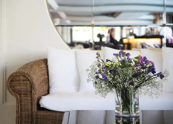 Augusta Club & - Adults Only Hotell