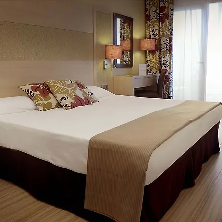 מלון Augusta Club & - Adults Only 4*